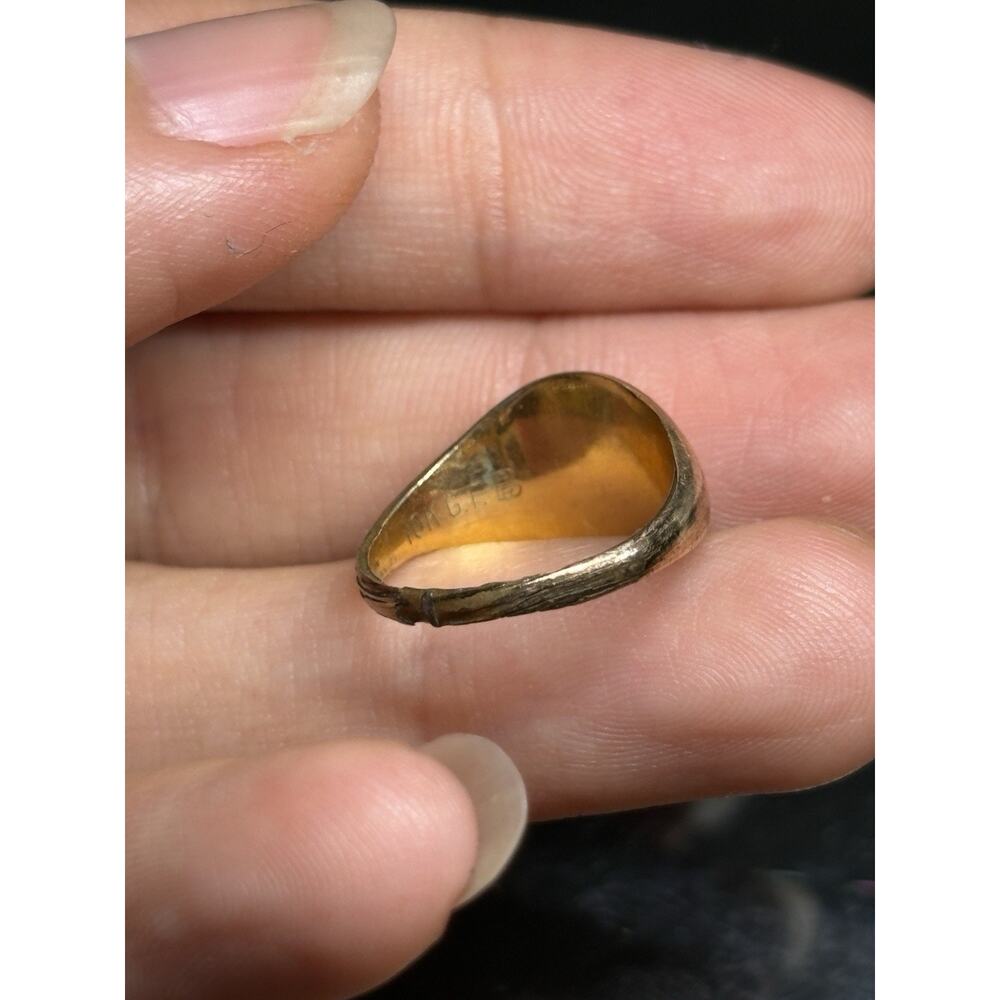 10K Yellow Gold Filled Oval Signet Ring Engraved Initial J Size 3.5 For Child - Picture 6 of 8